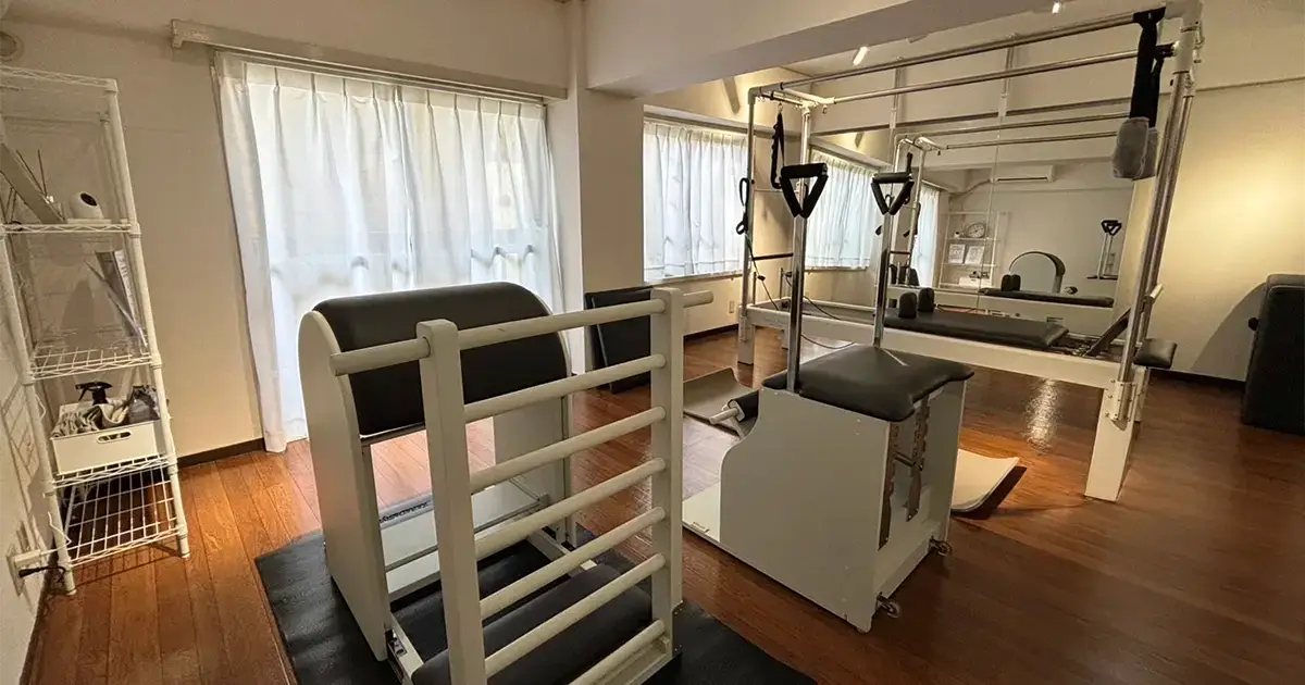 【レビュー】Dee Pilates(ディーピラティス)でパーソナルマシンピラティス体験